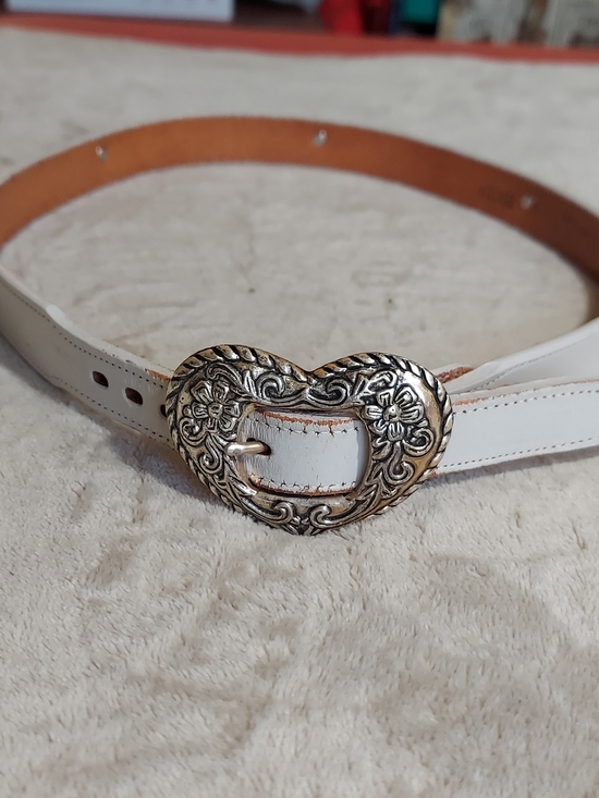 Vintage Brazos Joe White Leather Heart Buckle Belt Western Boho main image 9